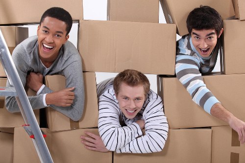 Acton moving truck service for flats, houses, and offices