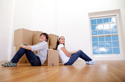 Local Acton packing support for residential and office moves